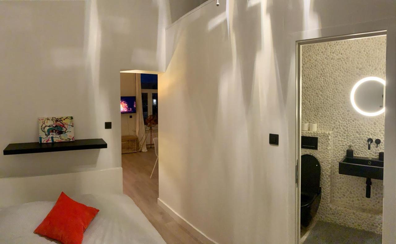 Sleep Inn - Black And White Modern Flat With Cityview Amberes Exterior foto