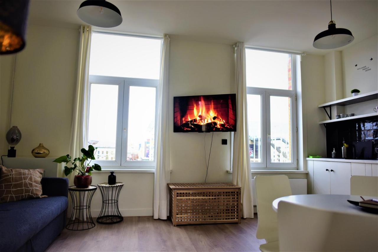 Sleep Inn - Black And White Modern Flat With Cityview Amberes Exterior foto
